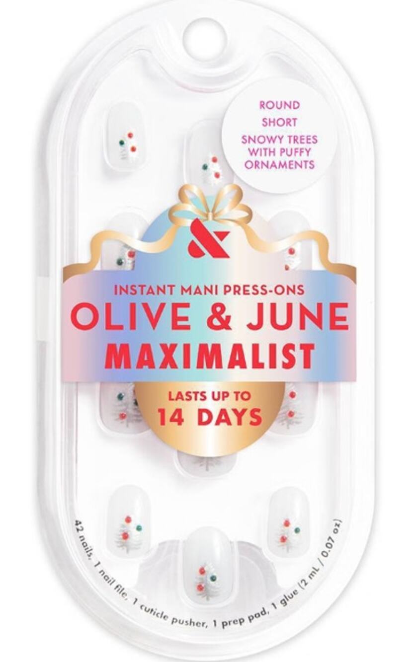 Olive & June Maximalist Press-on Nails-Snowy Trees w/ Puffy Ornaments-Short-Roun